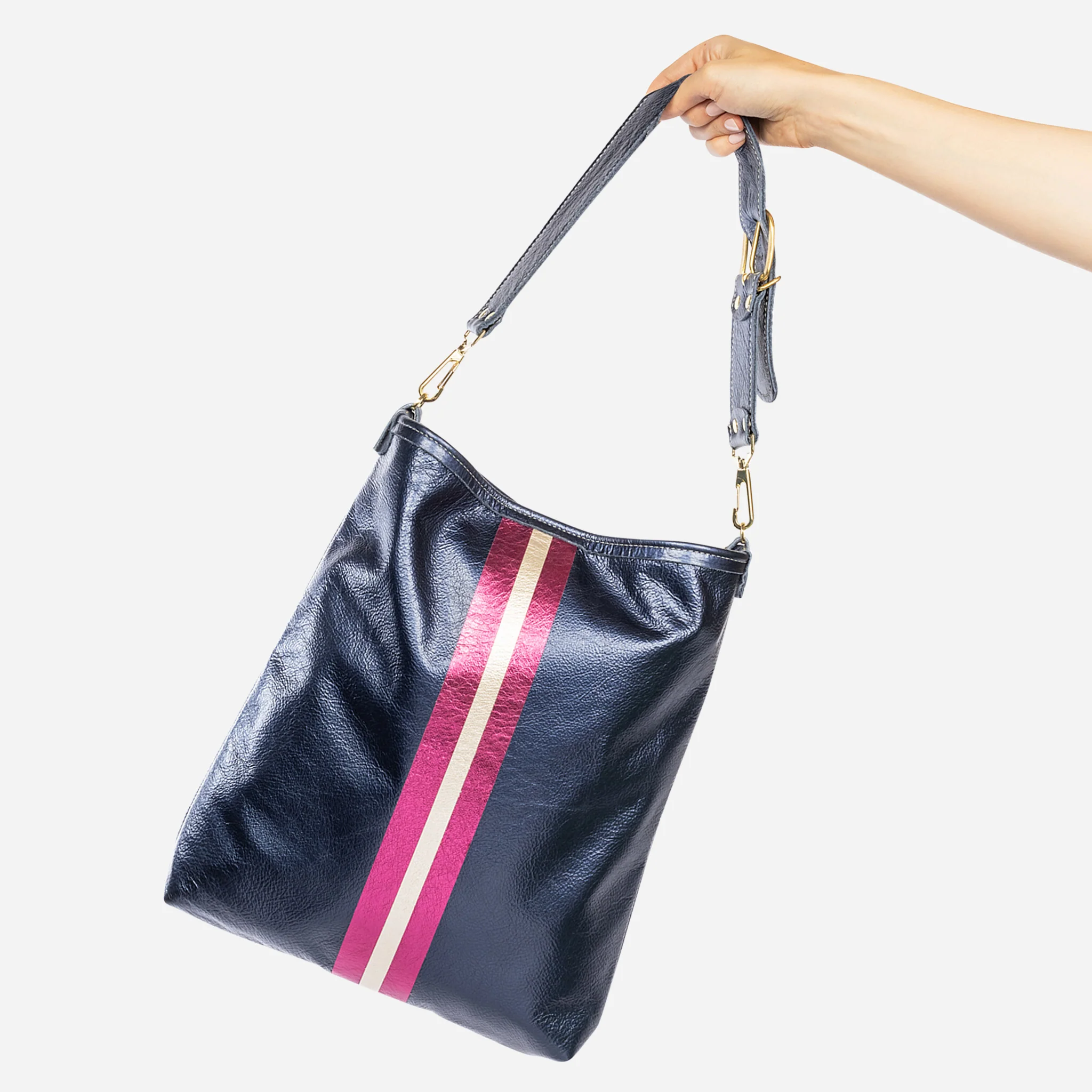 Noe Leather Shoulder Bag - Image 12