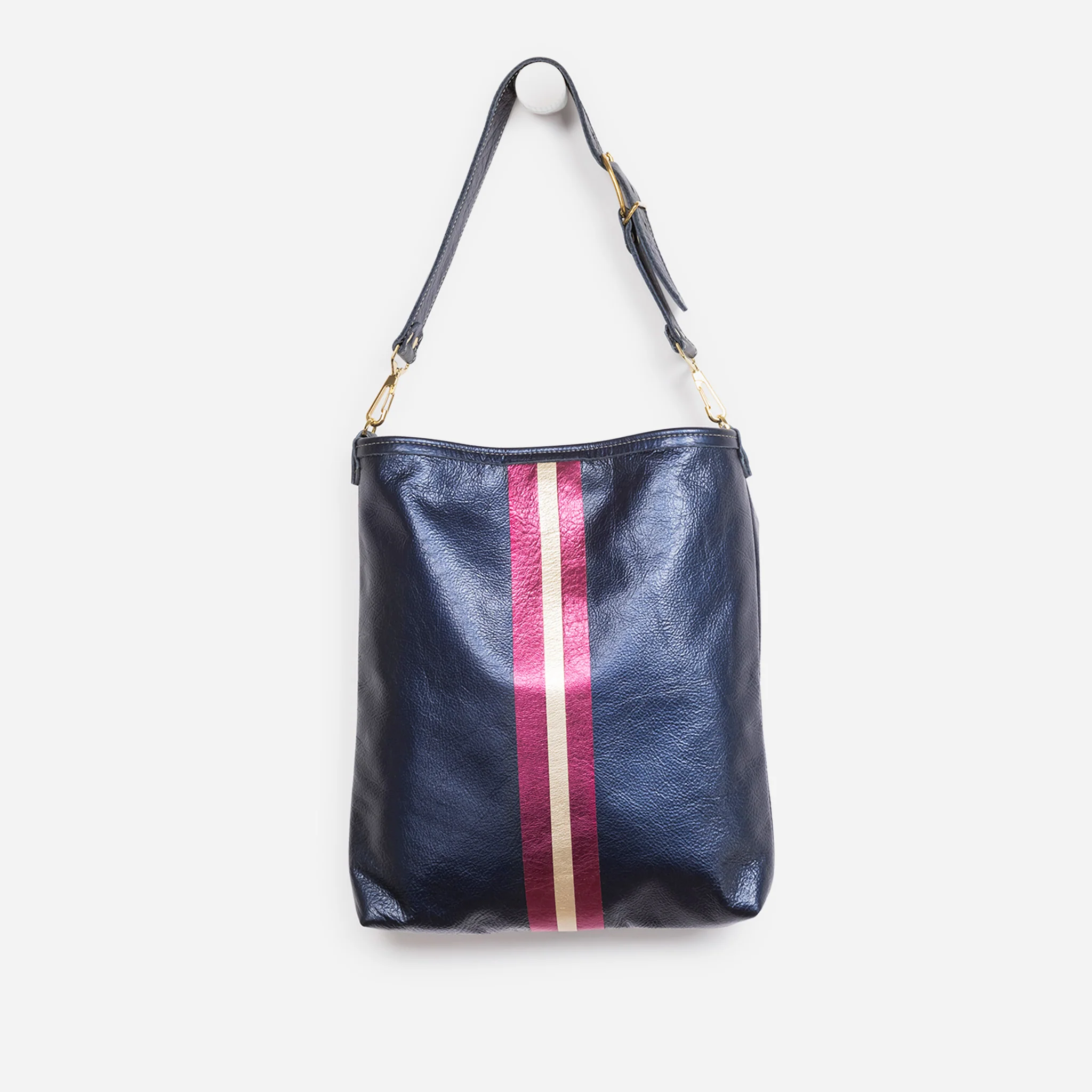 Noe Leather Shoulder Bag - Image 13