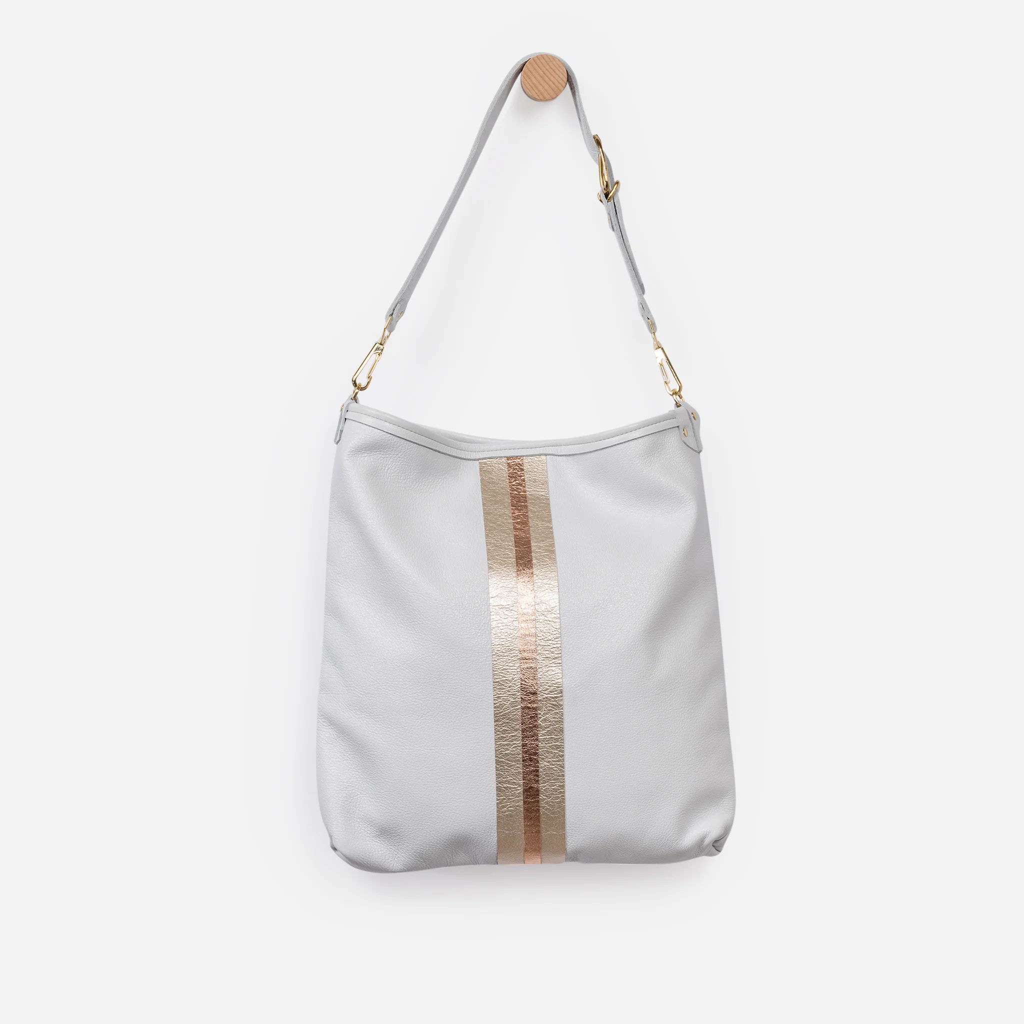 Noe Leather Shoulder Bag - Image 20